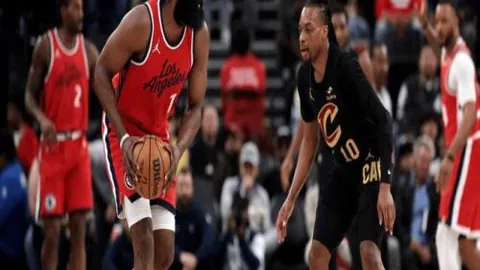 皇马2025-16至2025-18赛季战术精髓：齐达内欧冠霸业之道